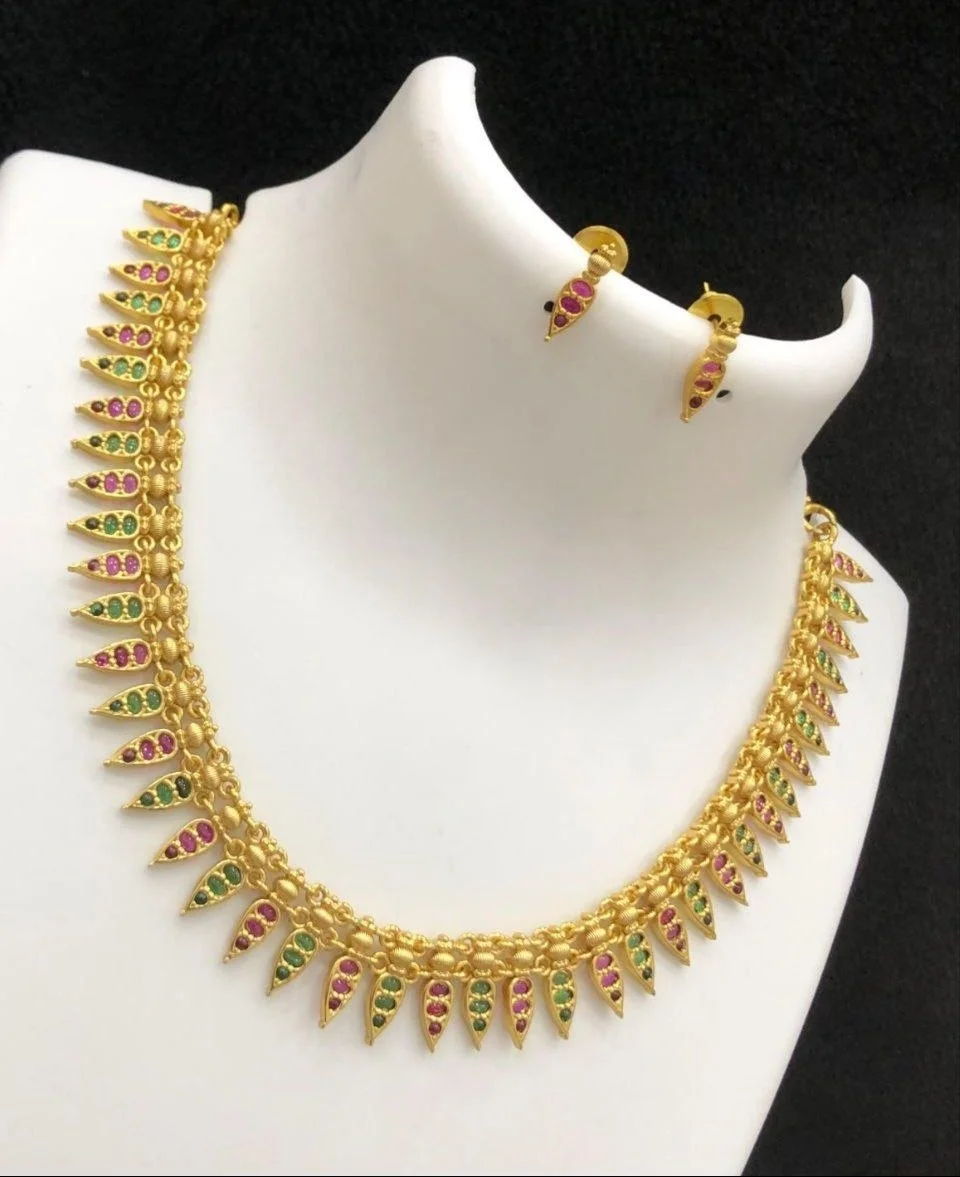 Mango Leaf Kemp Necklace Set